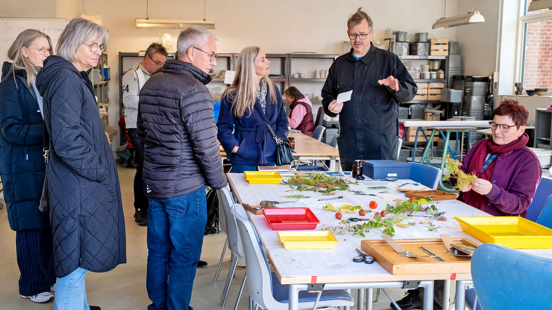vandvaerket holder aabne kreative vaerksteder med foto og akvarelevent kultur koege